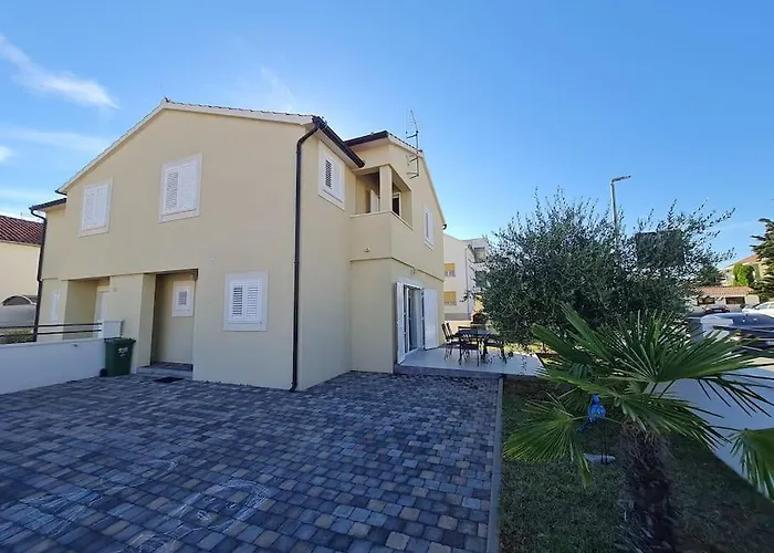 House Of 98 M² With Three Bedrooms, Two Bathrooms