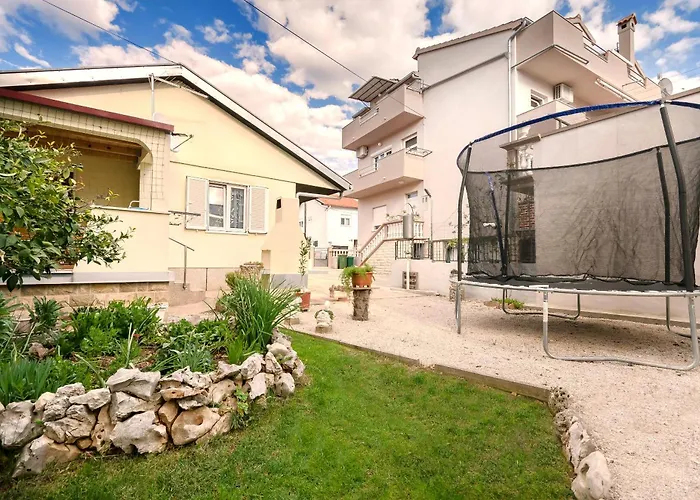 House Rajka I