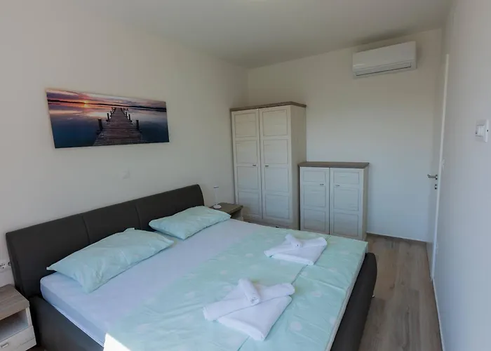 Three-Bedroom Premium Holiday Home Atmosfera With Private Pool&Sauna