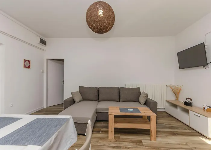 House Sanja