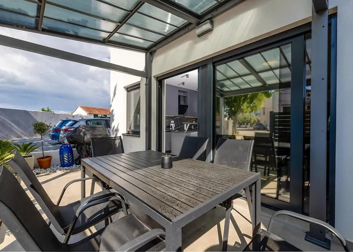 Premium Holiday House Vila Oaza With Pool